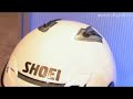 DigInfo - http://movie.diginfo.tvThe SHOEI J-Force III helmet was designed with a more enhanced aerodynamic form while maintaining the design aspects and compactness of the J-FORCE series. A perfectly flowing form was achieved by combining the newly designed shell with each of the parts. Of the new helmet's various features, the Aero Edge Spoiler has a particularly strong impact. The streamlined spoiler, which inherits the DNA of SHOEI's top racing model, gives the J-FORCE III a rich curved line and provides a strong air rectifying effect. As a result, the aerodynamics of the J-FORCE III  are dramatically improved, and lift and drag which are felt when riding at high speeds with conventional open face helmets, are dramatically reduced. Equipped with the vortex ventilation system which uses a negative pressure effect to create a high level of exhaust efficiency during riding, improving it by 20%.The shell is designed with SHOEI's unique AIM structure, which is a rigid, lightweight shell structure created through composite layering of glass fibers and 3D processed organic fibers.The new helmet is available in 6 sizes from XS to XXL and comes in 7 colors. The base price is 42,000 yen.