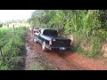 Dodge Dakota berrando na alta na trilha do Rancho Paraiso II