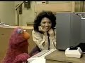 Sesame Street Episode 1933 - Telly Tries the Computer