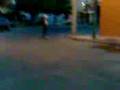 Ese perro ladra como hombre