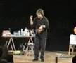 Beppe Grillo - Le macchine,il lavoro e i rifiuti inutili.