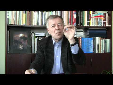 Prof. Miodek: Co z tym przecinkiem? Video