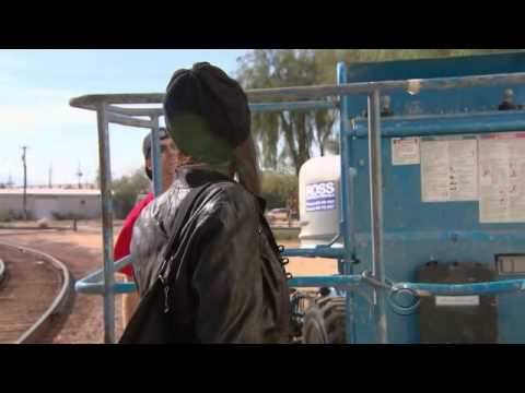 Undercover Boss - Fastsigns International S3 EP12 (U.S. TV Series)