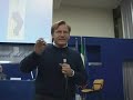 Il Dottor Francesco Siccardi, in qualità di relatore della conferenza Adimo 2005 a Reggio Calabria, introduce alla Medicina Omeopatica.