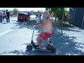 Régis est son record du monde de vitesse sur trottinette DRAGSTER