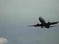 Boeing 737-300 da Gol pousando em Bras�lia