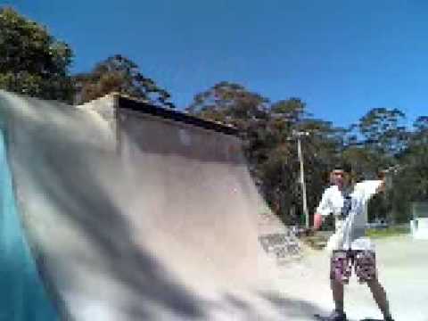 BMX BIKES TRICKS STUNTS CRASHES