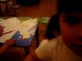 videos de Valerie pintando y jugando