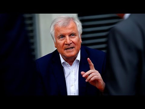 Bundesinnenminister Seehofer zum Datenklau an Politik ...