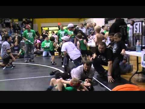 6yr old Jacob rockin the werestling mat