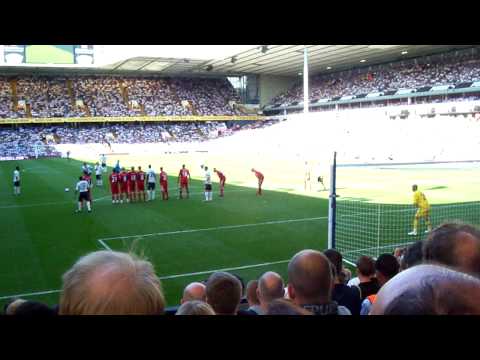Grandioso gol contra el Liverpool