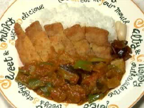 curry - Ingredients for Katsu Curry (serves 2) - Curry - 1 Large Onion (300g / 10.58oz) for coarsely-chopped pieces 1/2 Onion for 2x2cm pieces 100g Carrot (3.53oz) 2...