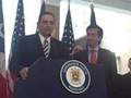 Fortuño nombra a mas personas para su equipo