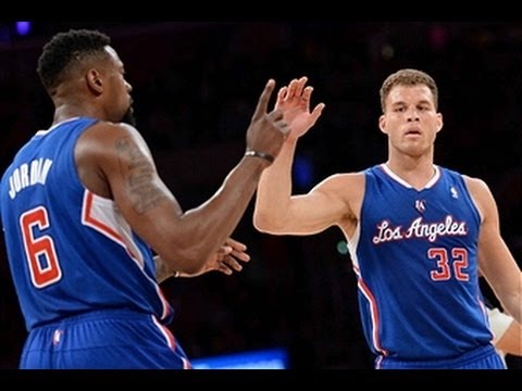Blake Griffin Throws Down the RIDICULOUS Alley-Oop