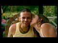 Calle 13 - Un Beso de Desayuno