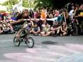 i love portland!  this is a short recap of some of the highlights of the bike joust, alberta st. clowns, and the sprockettes at the fifth annual bike fair event which wrapped up two weeks of insane bike fun with the pedalpalooza event.  (shift2bikes.org)