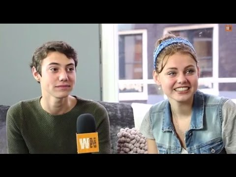 Niek - Vandaag zijn Niek en Britt uit brugklas te gast Vorige week was Zomear te gast: https://www.youtube.com/watch?v=gB8FrbAV5iI&list=UUbXgoEE8jFjlFFzMf_bk9pw&ind...
