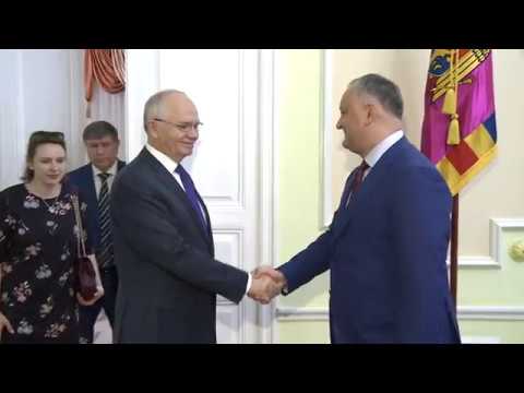 Президент Игорь Додон провел встречу с Чрезвычайным и Полномочным Послом Российской Федерации в Республике Молдова Фаритом Мухаметшиным