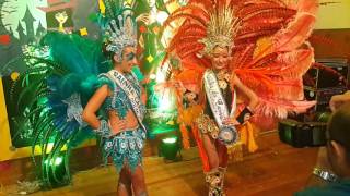 A rainha Letícia Rolin recebe oficialmente a faixa de rainha do Carnaval 2017 