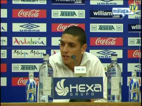 Dua en rueda de prensa
