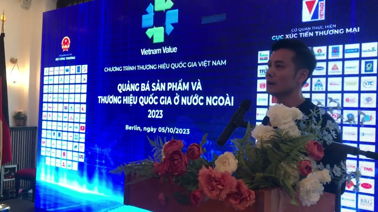 Anh Cù Hữu Việt, GĐ CT Asia 24 GmbH phát biểu tại GT Thương hiệu QG Việt Nam