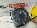 Używane Zegar BMW Z3 Roadster (E36/7) 1.9 Cena na żądanie oferowane przez N Kossen Autorecycling BV