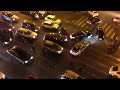 Represión policial en Valencia con motivo de las protestas estudiantiles. La policía realiza disparos al aire para disolver a los estudiantes.