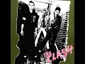 Bekijk muziek clip van The Clash met Deny