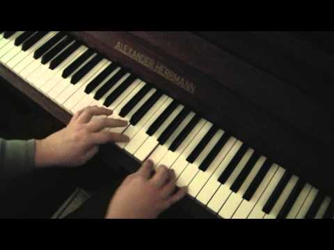 [r]evolve - difficile de recréer l'ambiance de cette magnifique chanson au piano, mais quel plaisir à jouer !!! enjoy !