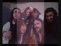 esta es una de las mejores canciones de mago por eso decidi ponerles dichas imagenes cuando el grupo comenzaba mirarlo y veran porque...?