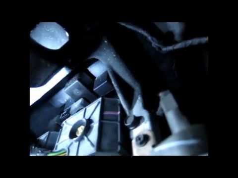 how to remove yj fuse box