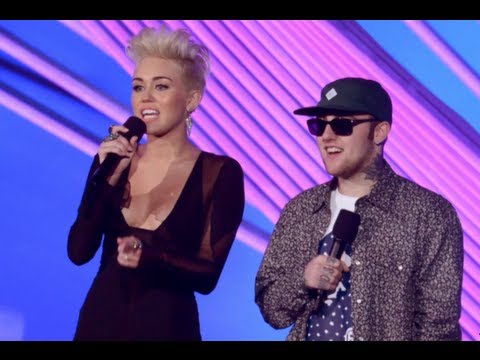 Miley Cyrus and Pink 2012 MTV Video Music Awards