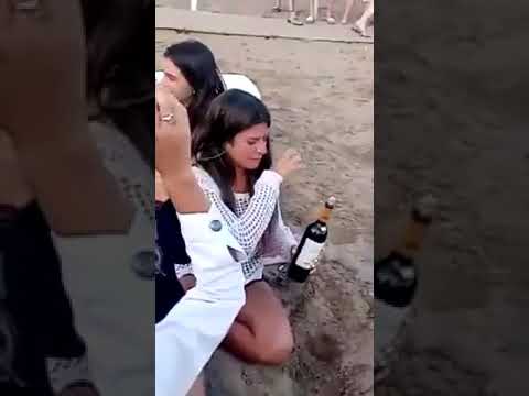 Miałaś problem z otwarciem wina? Tym sposobem zadziwisz swoje koleżanki