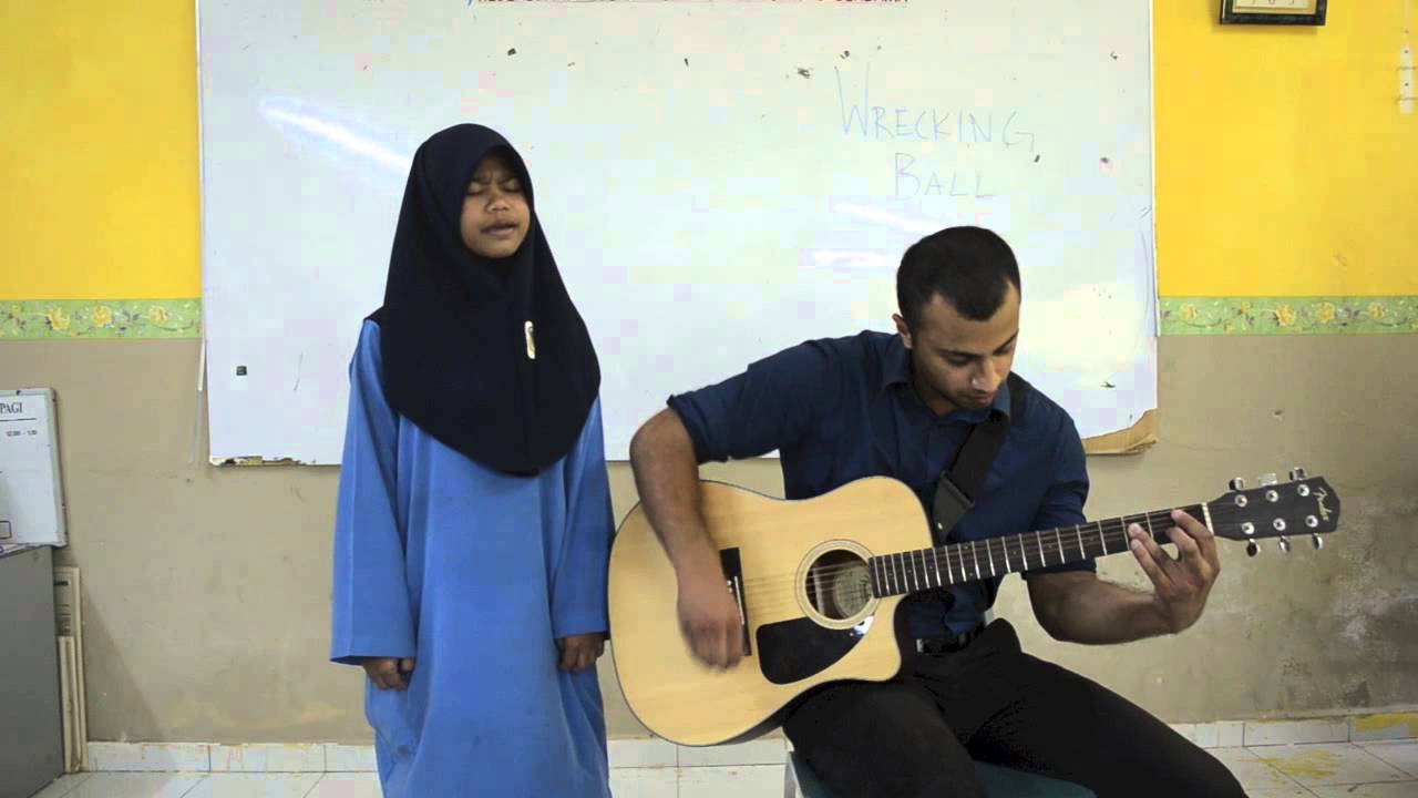 This Girl's Voice Came In Like A Wrecking Ball