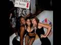 Tall Outstanding Women and Book Vado a Vivere a New York