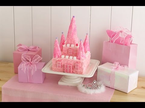 Kuchen - How to make a castle cake Wir wissen, was Sie denken - der Schloss-Kuchen ist sensationell, aber ich könnte ihn nie backen. Eigentlich ist es nicht so schwer...