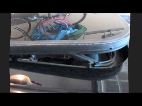 Lexus IS300 moon roof shake judder lubricate by froggy sun roof mechanism tilt