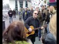 Black Francis alias Frank Black @ Herman Brood Statue