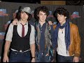 sexy jonas brothers pics and vote for them for the TCA08!