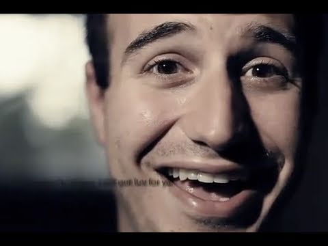 T2i - Ryan tests his 5D up against the T2i, to see how the sub $1000 camera stacks up to the professional 5D!