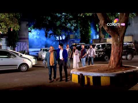 17th - Aliya asks Zain to stop the car on the way to the party as she wants to buy some flowers. Aliya gets down to buy flowers and a police constable asks Zain to ...