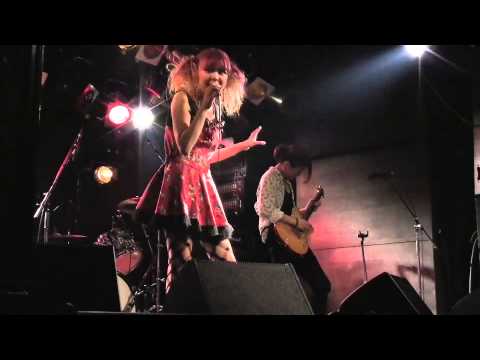 vinal - Vinal Live映像、その名も「VinaLive」!! #04は、2013年7月27日@恵比寿club aim 次回のライブは2013年8月10日@渋谷Milkyway 「ポップンキュート」!!! 2013.8.21...