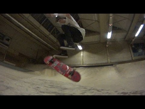 540 - Subscribe! http://bit.ly/17WKKbT Slow motion footage of Camiel Bilsen landing a 540 pressure flip. Thanks to Camiel for sending me this sick footage!