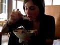 sorbete-sopero-tomando-una-sopa-ponja.html