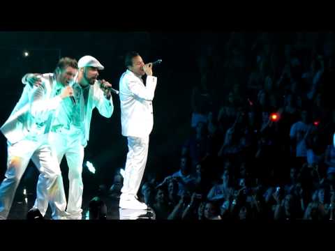 CarlitoPucl - The Backstreet Boys perform Drowning in Toronto. New Kids on the Block Vs. Backstreet Boys. A. J. McLean, Howie Dorough, Brian Littrell, Nick Carter with Jor...