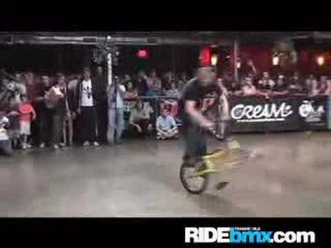 BMX BIKES TRICKS STUNTS CRASHES