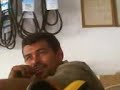 COMIENDOSE LOS MOCOS