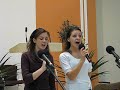 Surorile Onufrei Vio y Tamy Nu Ma Intrebati. Valencia
