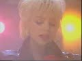 The Primitives - Way Behind Me performance