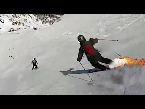 Спуск лыжника с вершины Роза Пик